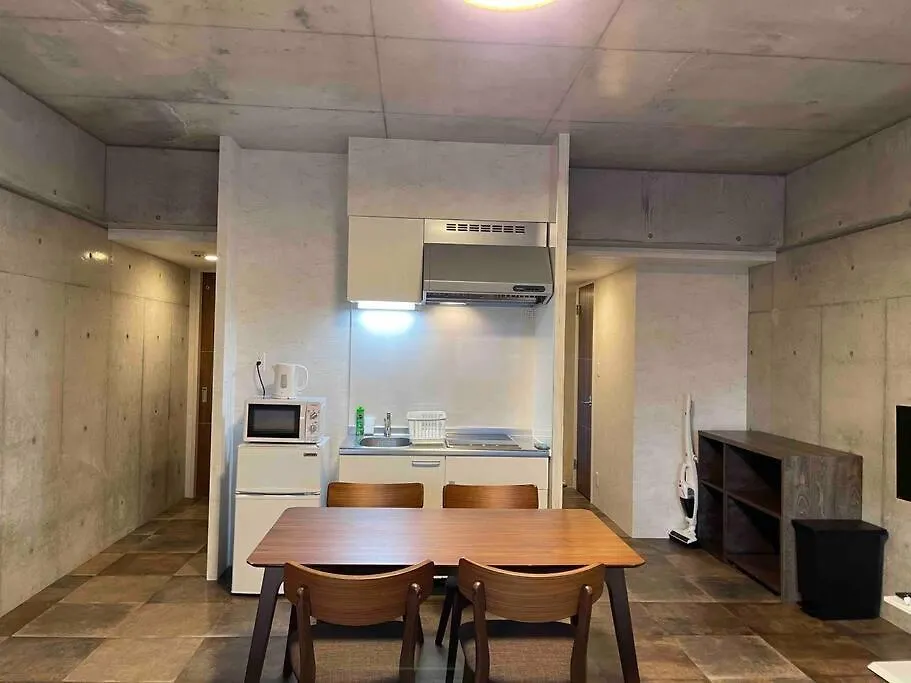 Wolf Pack Apartment 22 Осака