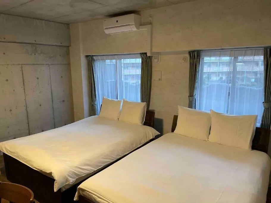 Wolf Pack Apartment 22 Осака